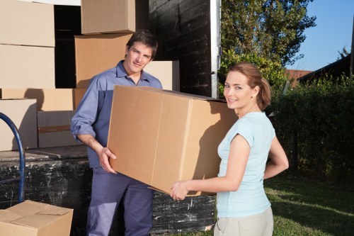 Packing and transport support for a Forestdale house move